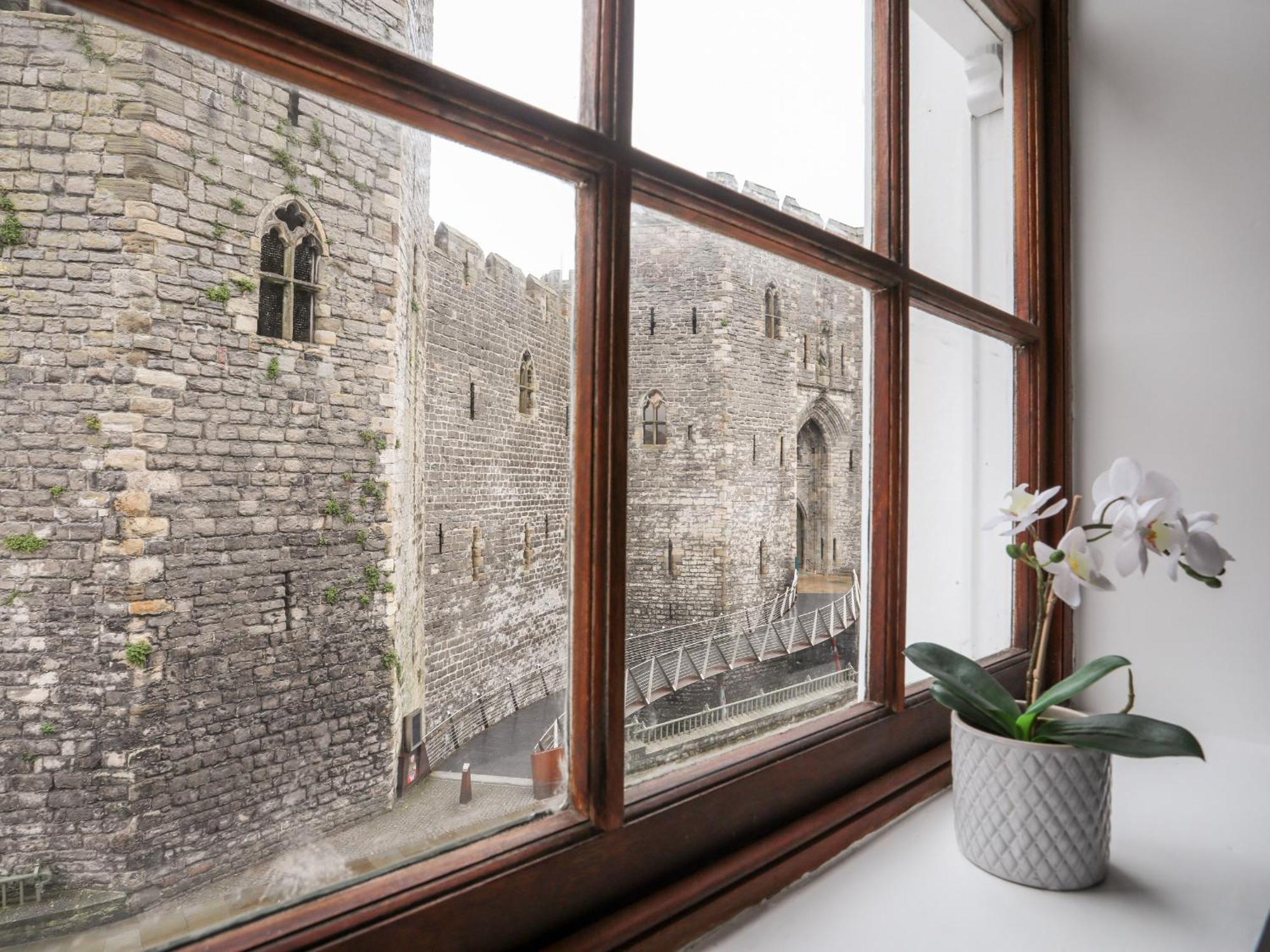 Llety Pen Deitsh 1 Apartment Caernarfon Ngoại thất bức ảnh